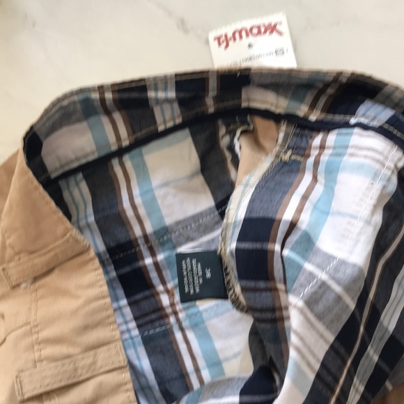 Shorts - Picture 3 of 13